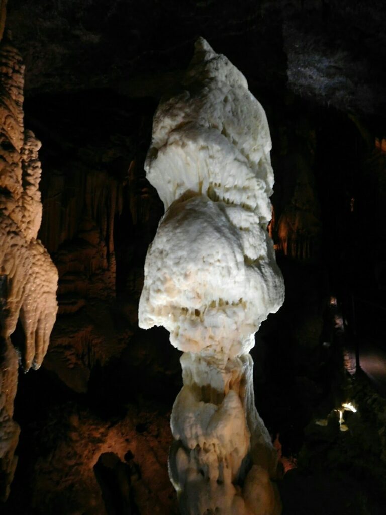 PostojnaCave