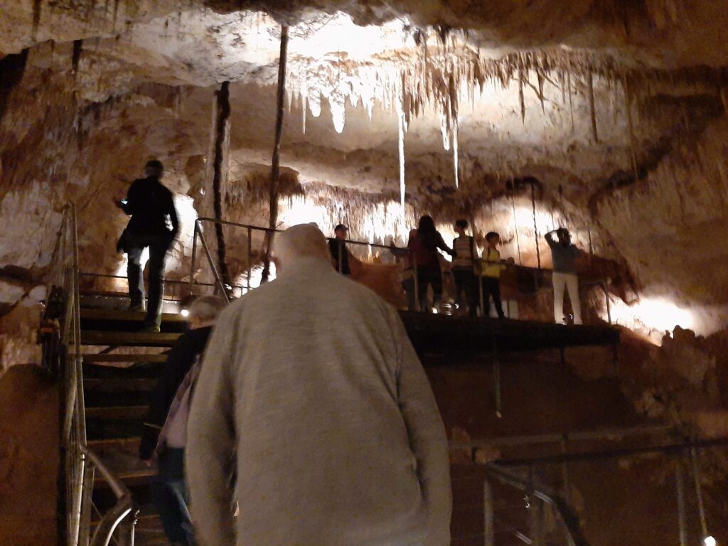 Jewel Cave (5)