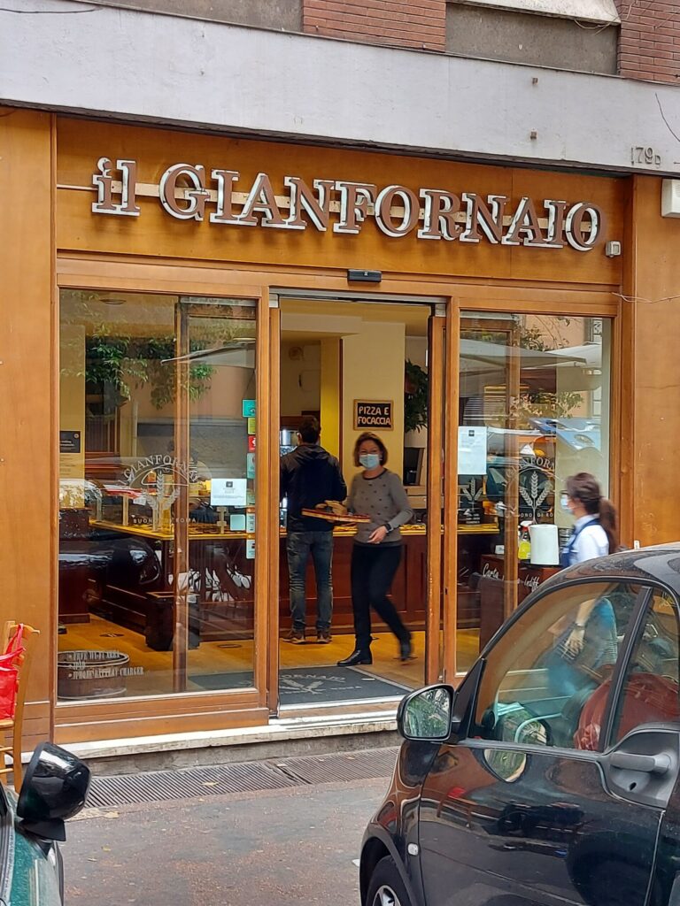 Ingresso-de-Il-Gianfornaio-scaled