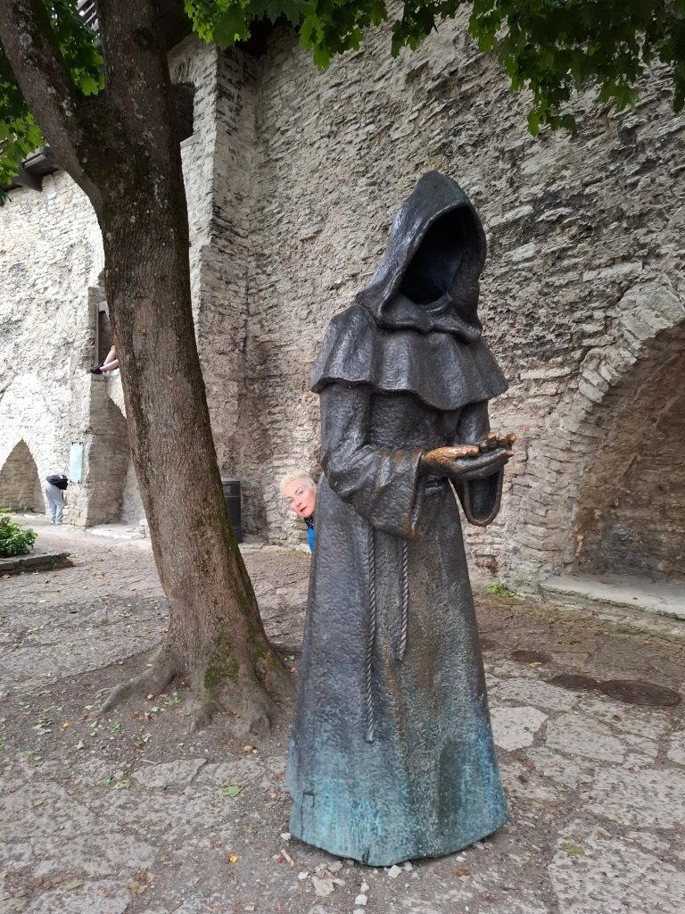 Resizer_175554536320323