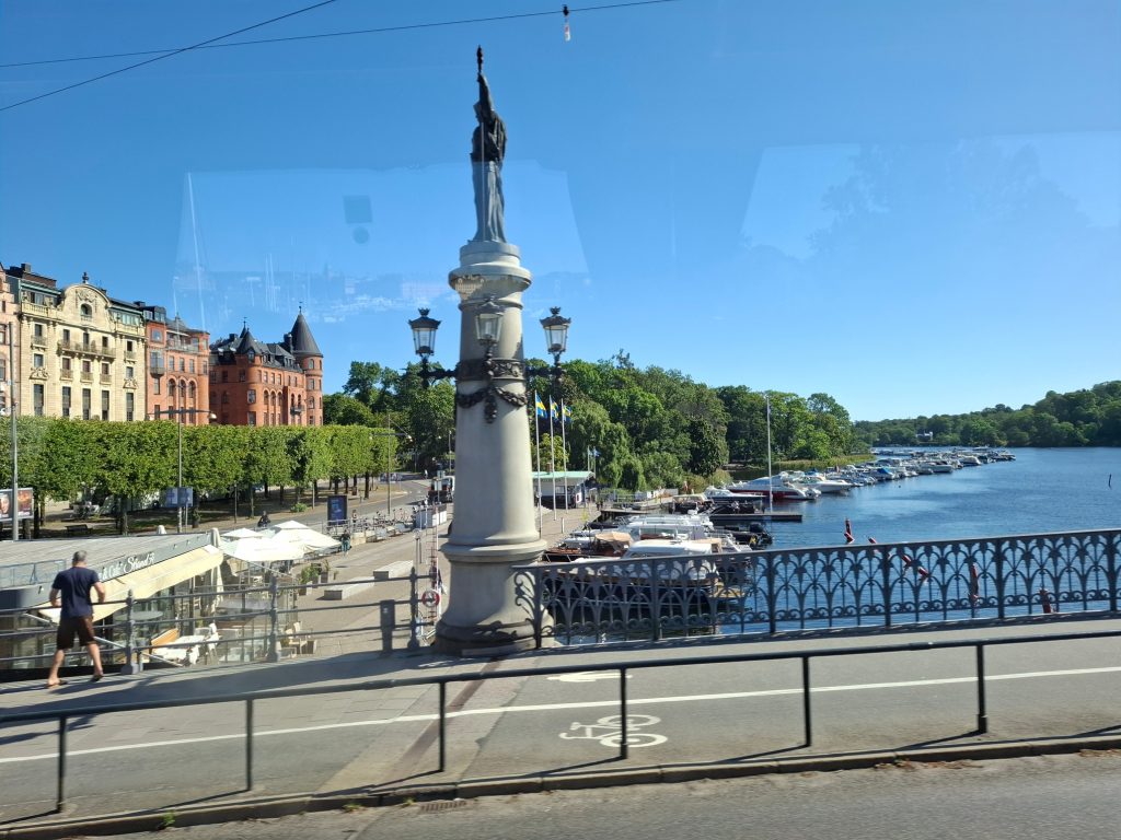 Resizer_17555802030683