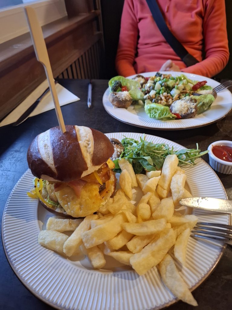 20250926_175416 20250926_175416