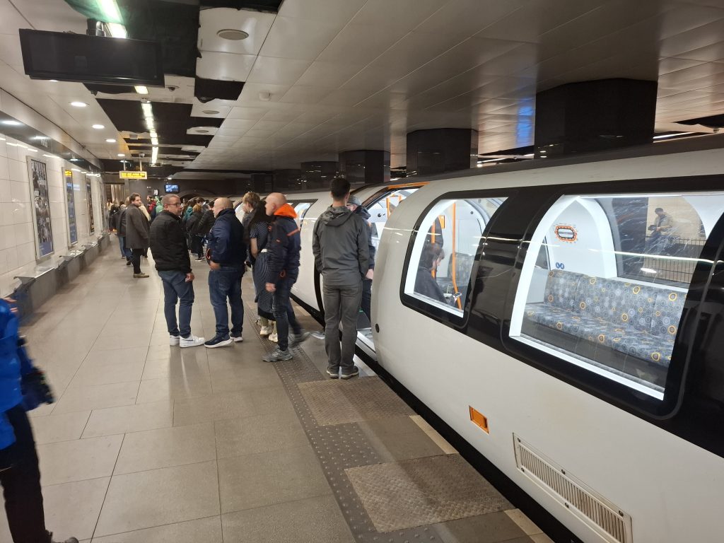 20250927_181746 20250927_181746