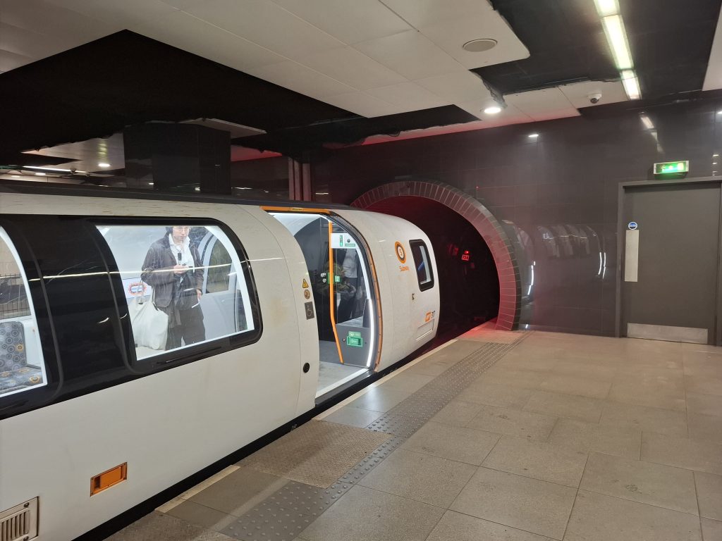 20250927_181753 20250927_181753