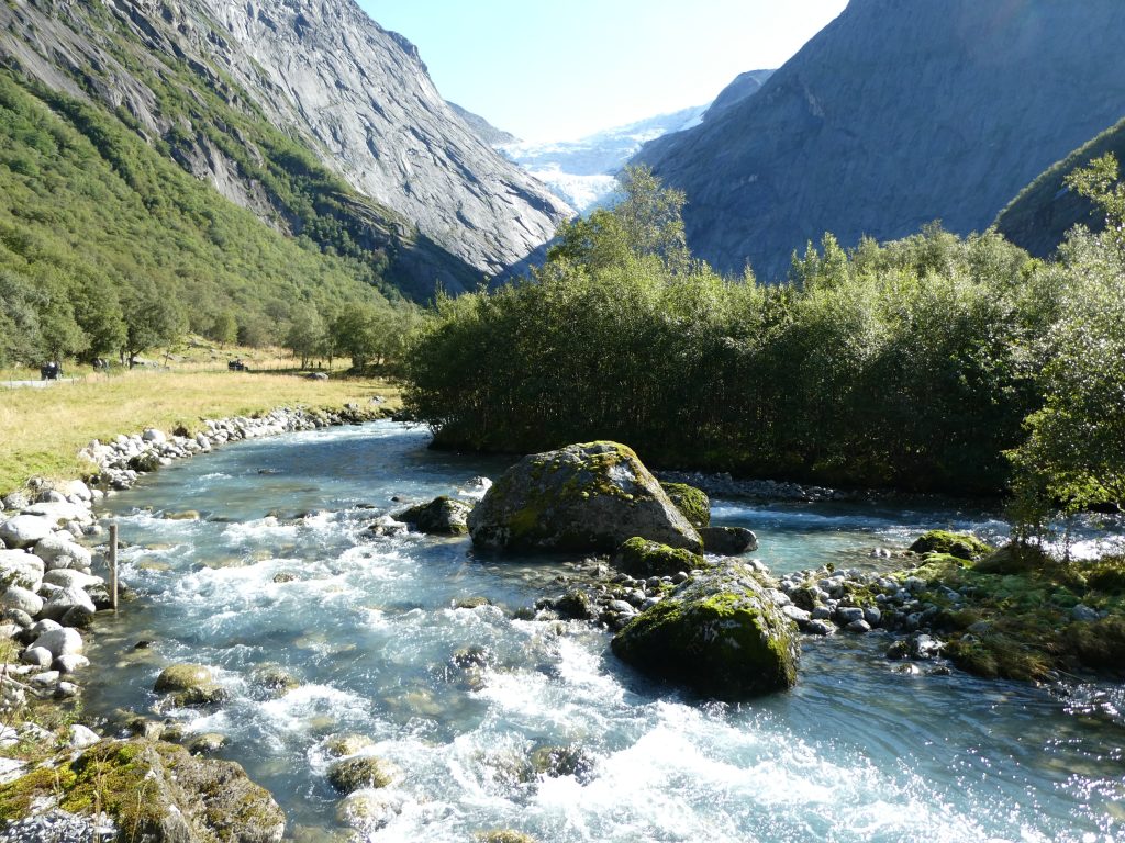 Resizer_175671162252655