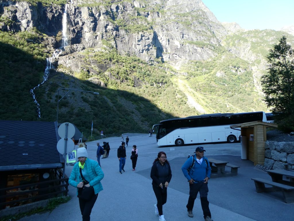 Resizer_175671162332157